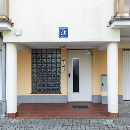 Jantar - Park Side Apartment