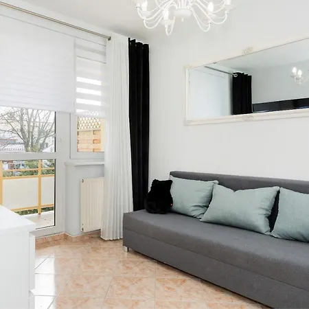 Jantar - Park Side Apartment